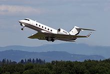 220px-Gulfstream_G-400